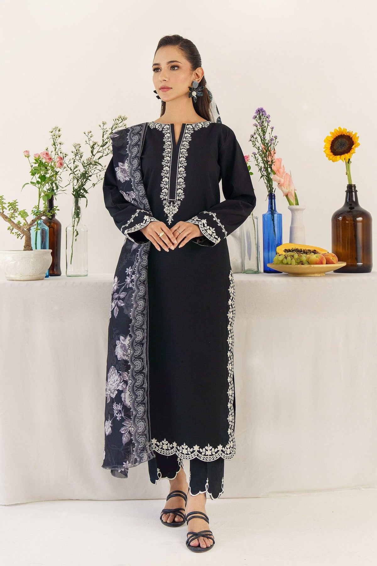 Dhanak Embroidered 3-PC Premium Unstitched Suit